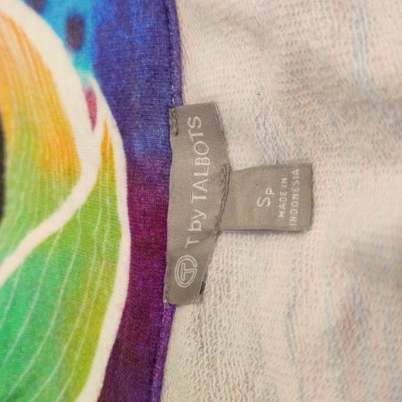 T By TALBOTS. Colorful Women's Swim Top - Picture 5 of 8